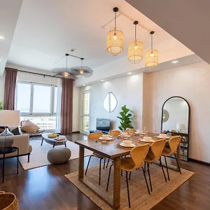 Elegant 2br Palm Jumeirah Apt With Pool Access Apartment Dubai